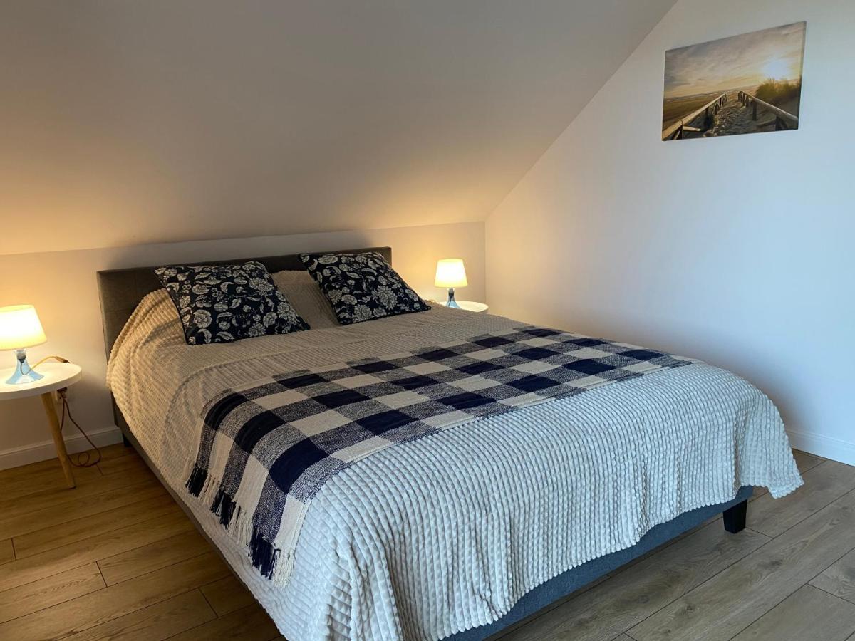 Siedlisko Nad Jeziorakiem Villa Zalewo  Exteriör bild